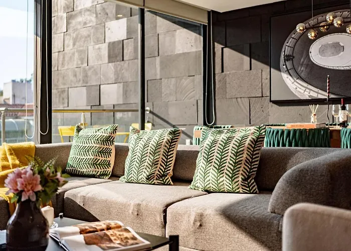 Polanco Living - Balcony, Workspace & Parking Apartment