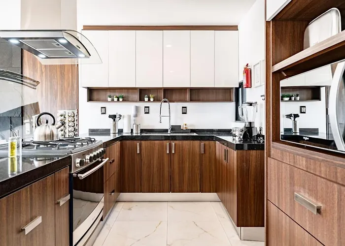 Polanco Living - Balcony, Workspace & Parking